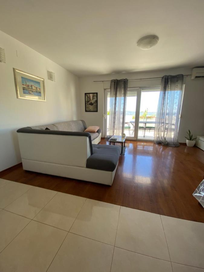 Ferienwohnung Apartman Mila Kaštela Exterior foto