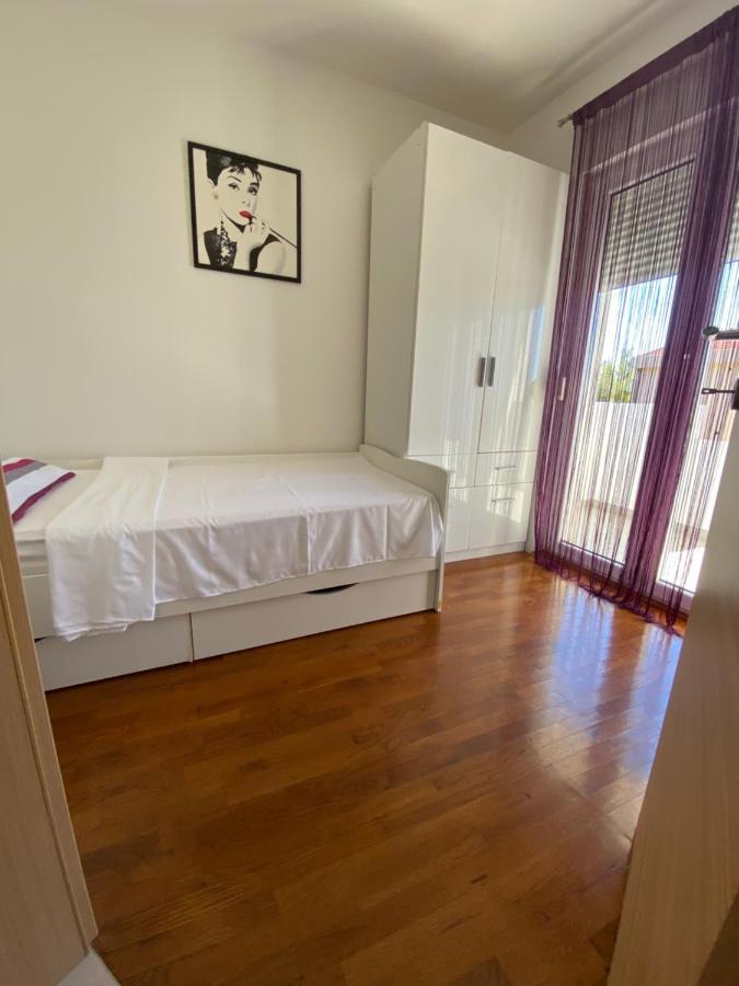 Ferienwohnung Apartman Mila Kaštela Exterior foto