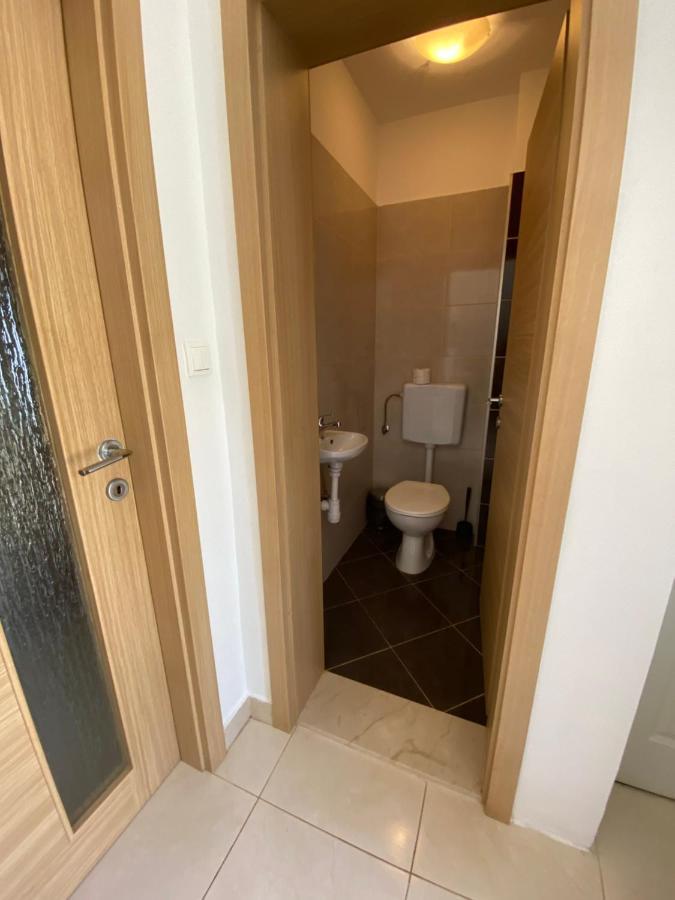 Ferienwohnung Apartman Mila Kaštela Exterior foto