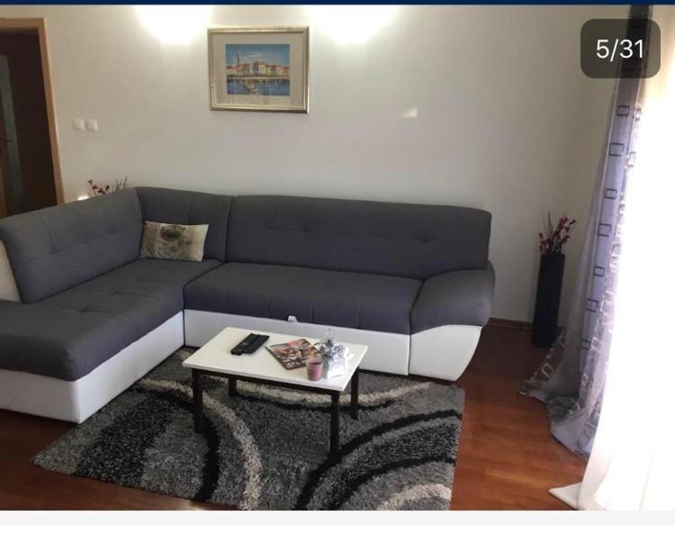 Ferienwohnung Apartman Mila Kaštela Exterior foto